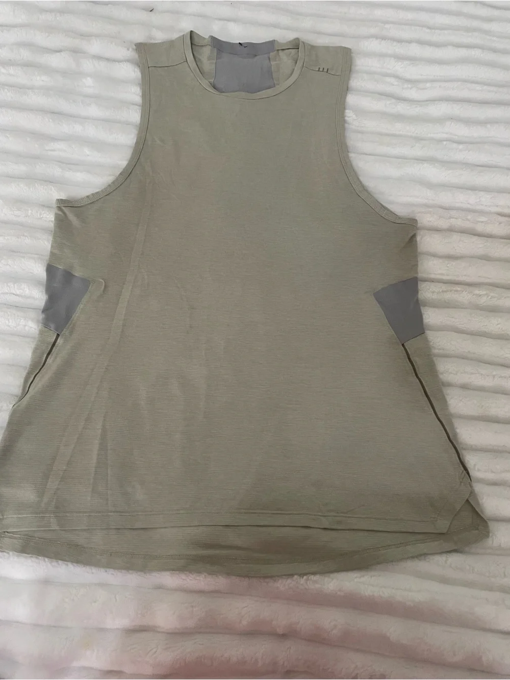 Lululemon Men's Performance Tank Top in Light Beige and Gray